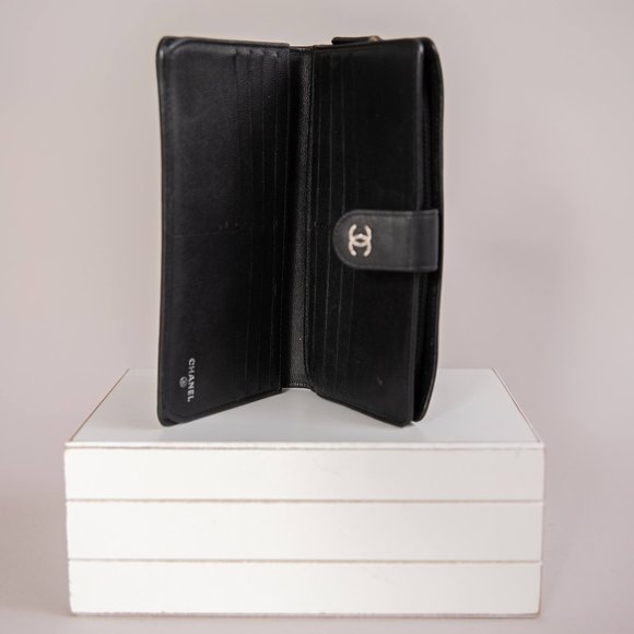 Chanel Wallet - Picture 6 of 9